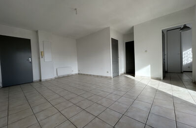 location appartement 580 € CC /mois à proximité de Villemoustaussou (11620)