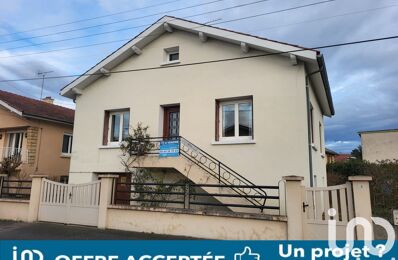 vente maison 179 000 € à proximité de Saint-Cyr-les-Vignes (42210)