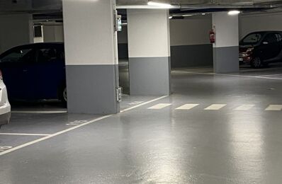 location garage 90 € CC /mois à proximité de Paris 18 (75018)