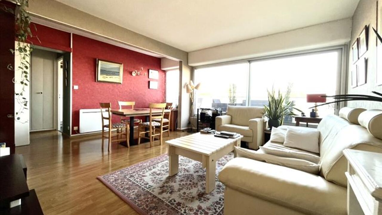 appartement 2 pièces 47 m2 à vendre à Bordeaux (33000)