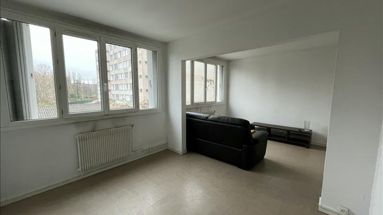 appartement 3 pièces 64 m2 à vendre à Décines-Charpieu (69150)