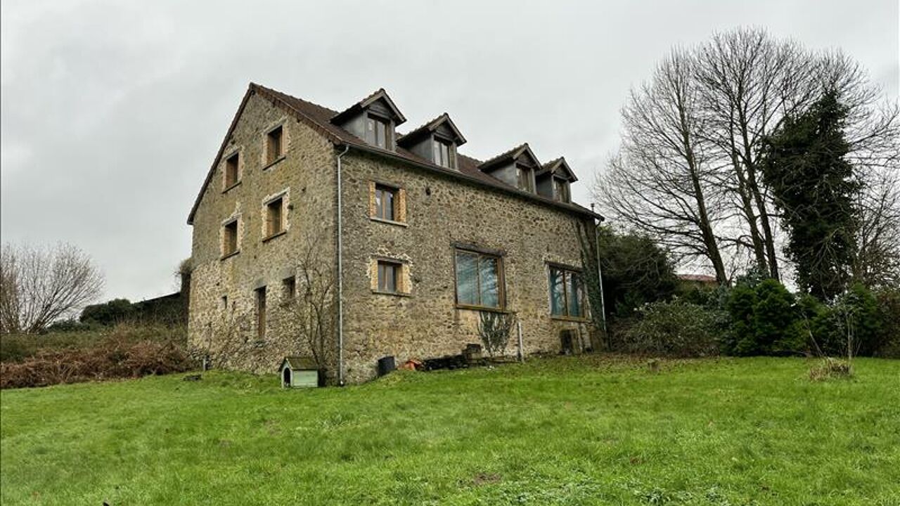 maison 3 pièces 235 m2 à vendre à La Chapelle-Baloue (23160)