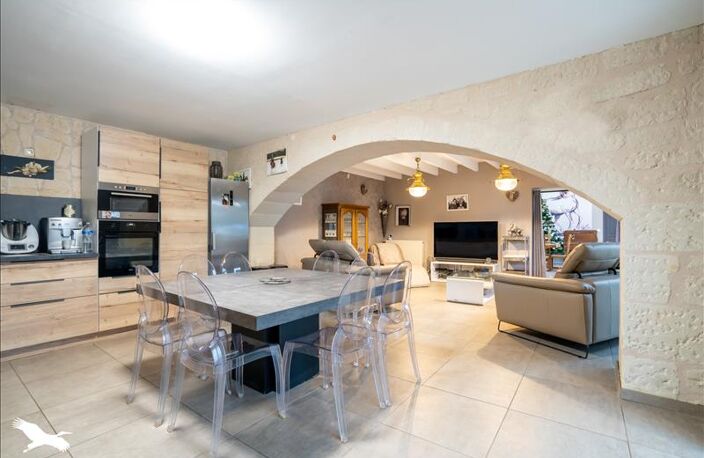 Maison en pierre de 7 pièces principales — photo 2