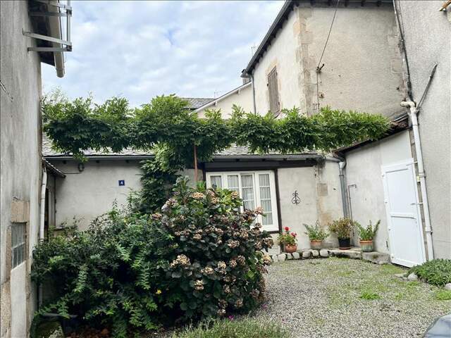 Maison de bourg de 3 pièces principales — photo du bien