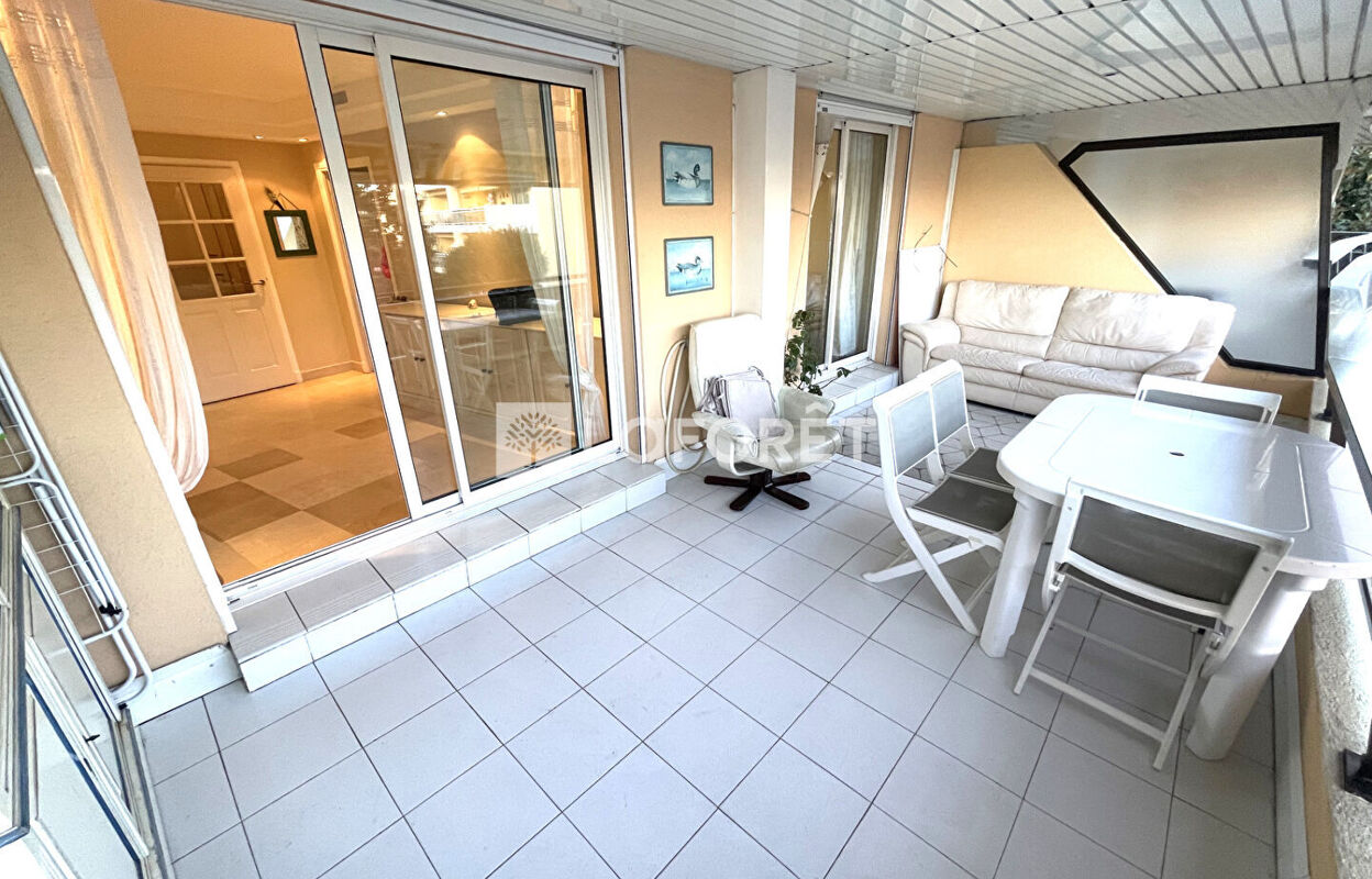 appartement 2 pièces 42 m2 à vendre à Saint-Laurent-du-Var (06700)