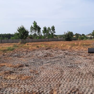 Terrain 930 m²