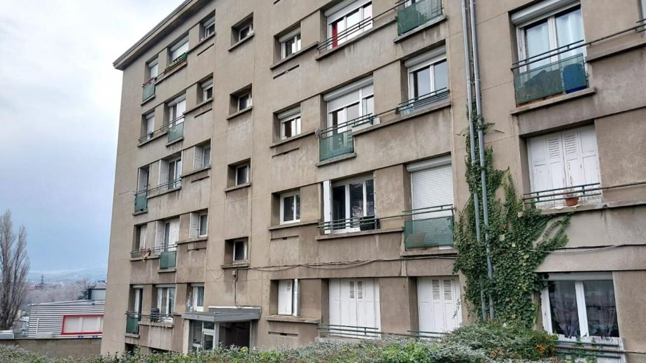 immeuble  pièces 440 m2 à vendre à Saint-Étienne (42000)