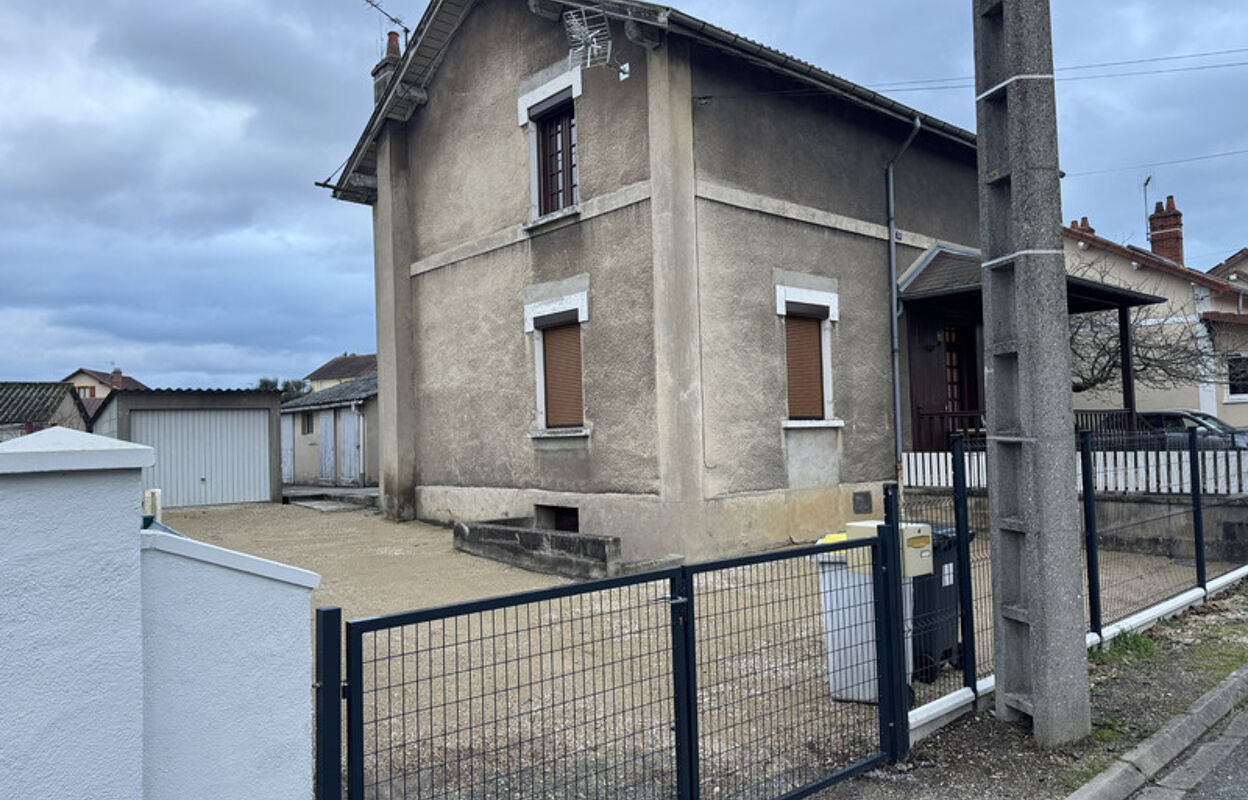 maison 3 pièces 55 m2 à vendre à Saint-Vallier (71230)