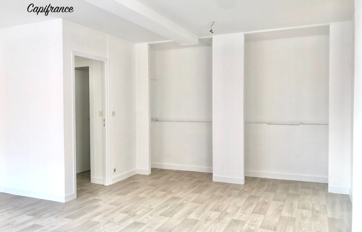 appartement 4 pièces 76 m2 à vendre à Cholet (49300)