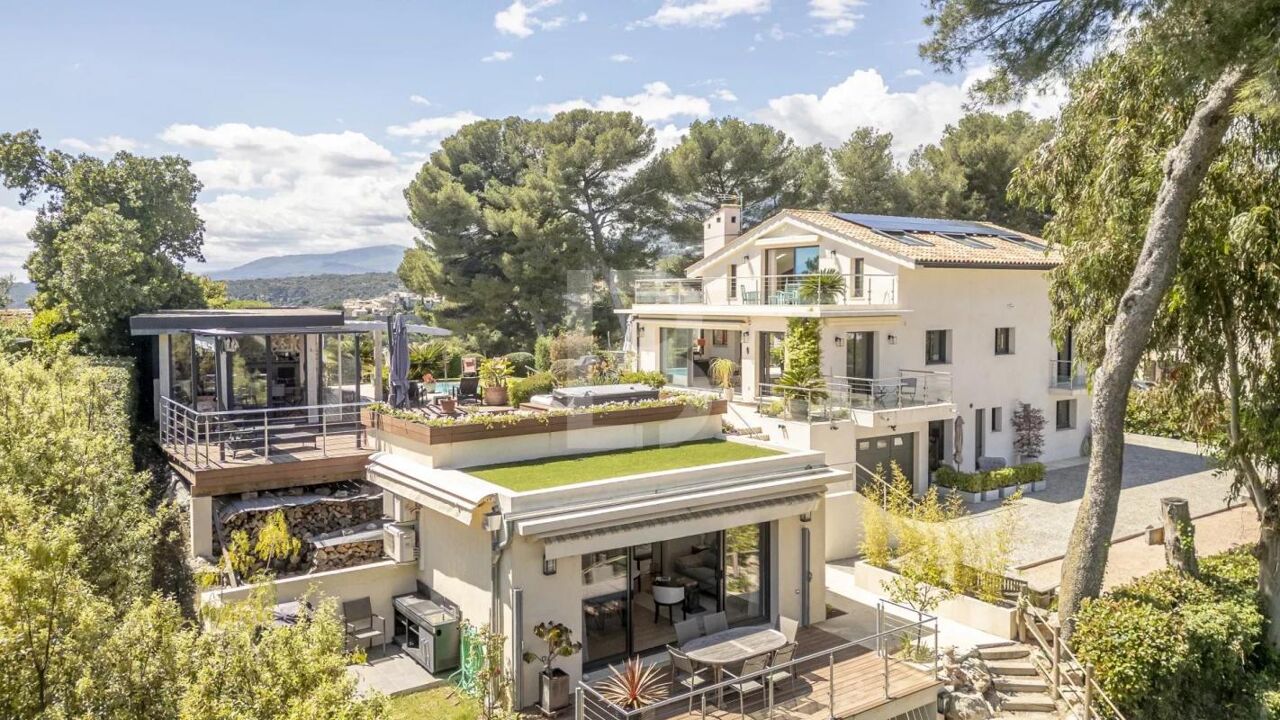 maison 9 pièces 358 m2 à vendre à Saint-Paul-de-Vence (06570)