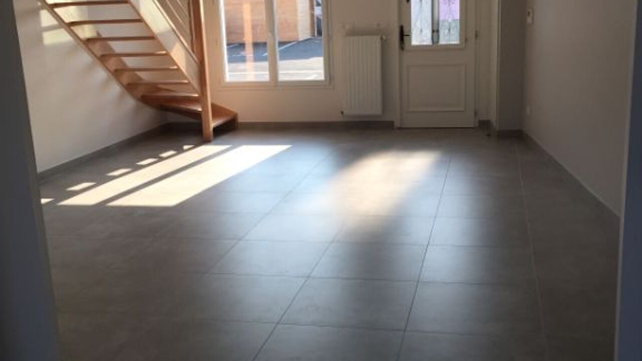 maison 3 pièces 73 m2 à louer à Fleury-les-Aubrais (45400)