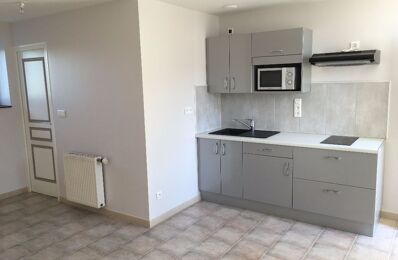 location appartement 370 € CC /mois à proximité de Donnery (45450)