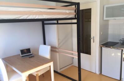 location appartement 390 € CC /mois à proximité de Rognonas (13870)