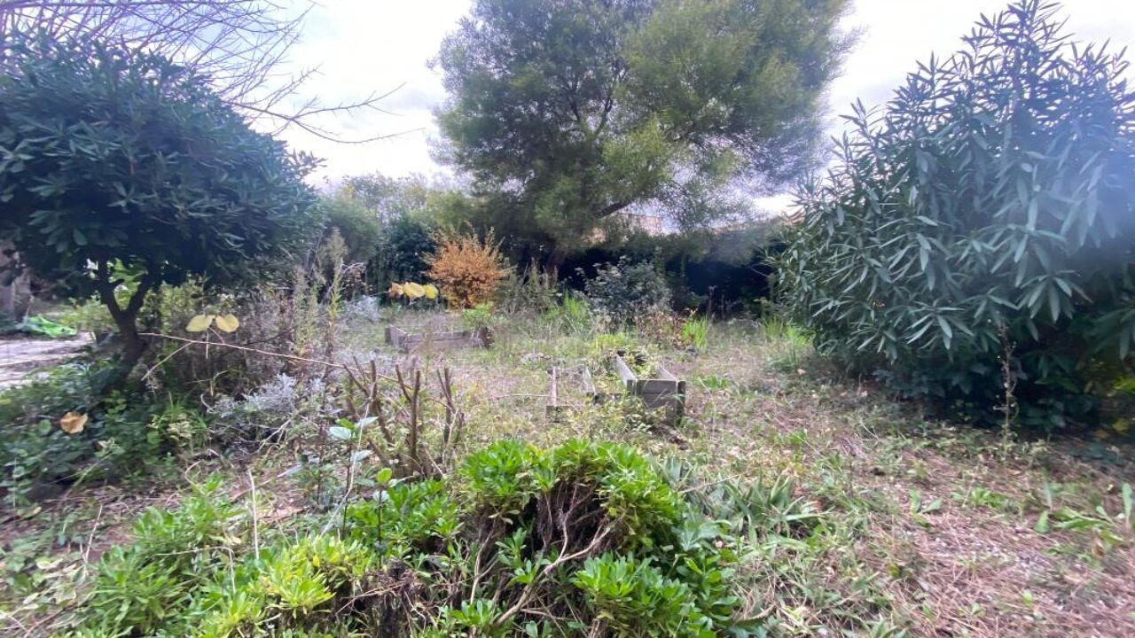 terrain  pièces 382 m2 à vendre à Le Pradet (83220)