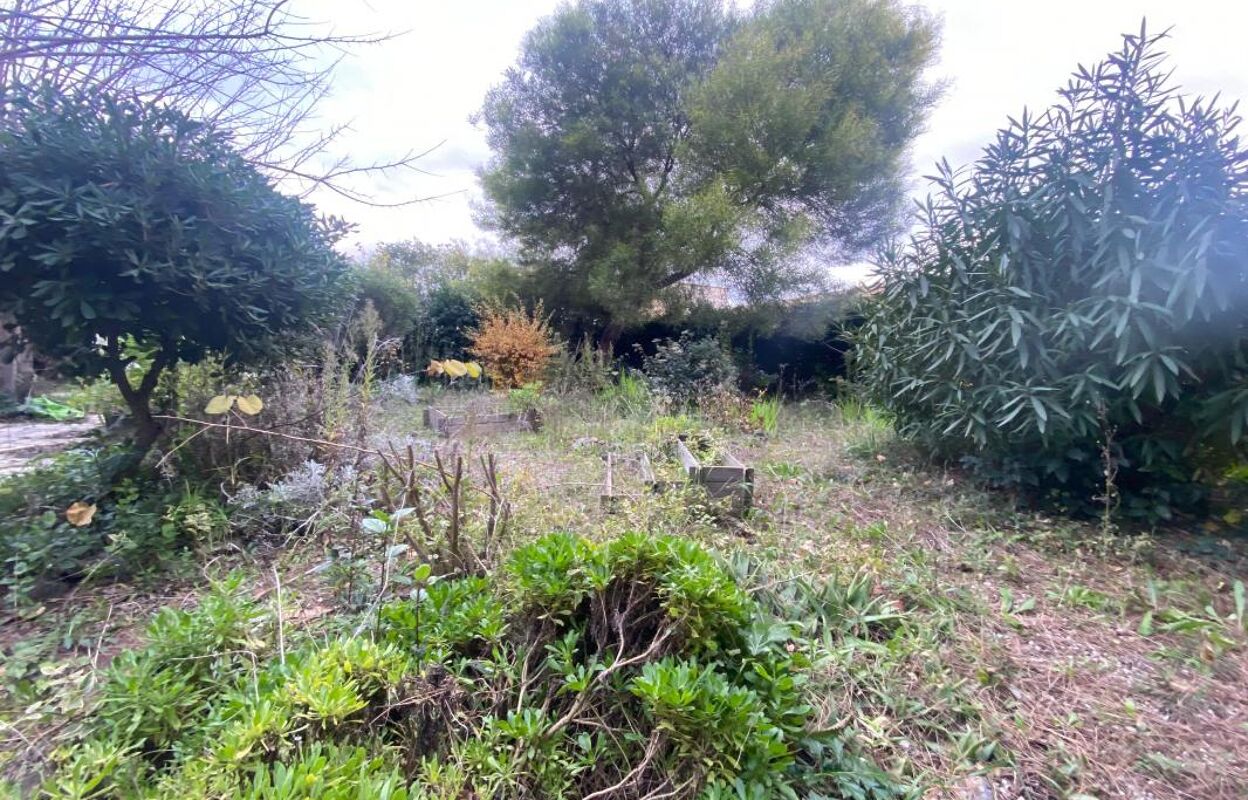 terrain  pièces 382 m2 à vendre à Le Pradet (83220)