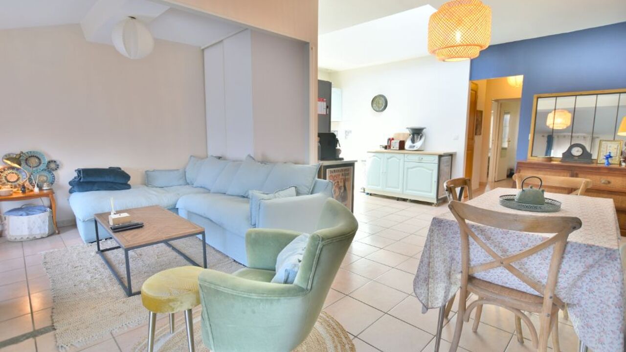 appartement 2 pièces 73 m2 à louer à Francheville (69340)