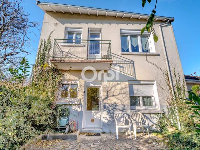 Maison de ville en pierre des années 50 à vendre à Limoges ! — photo du bien