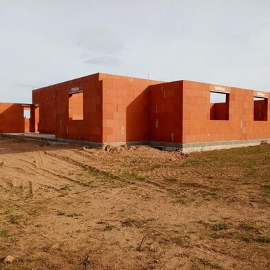 Maison 1 pièces 144000 €