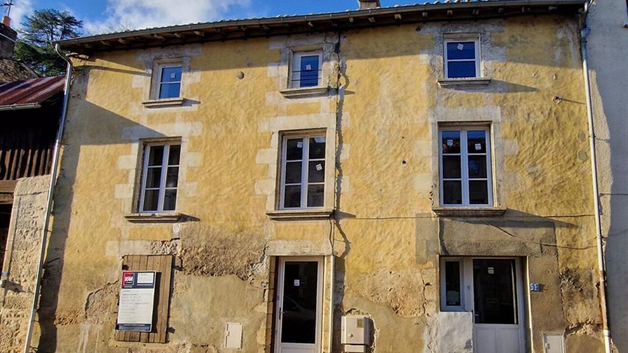 maison 4 pièces 90 m2 à vendre à Lusignan (86600)