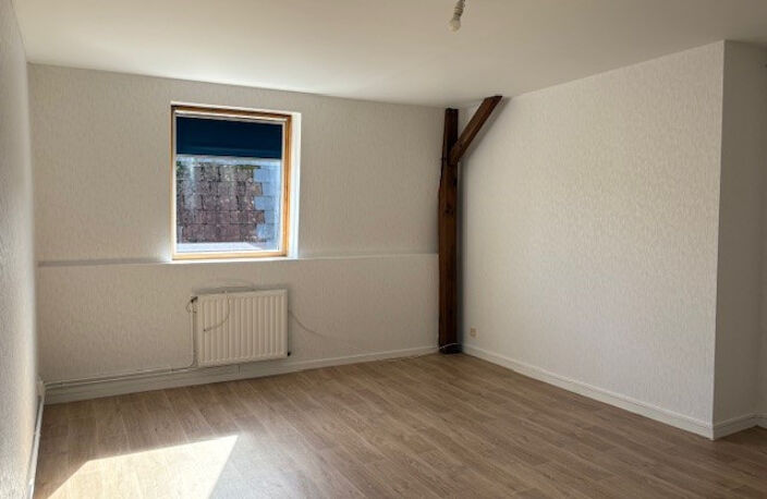 Leasing Appartement 2  pièces 56 m² La Châtre — photo 2