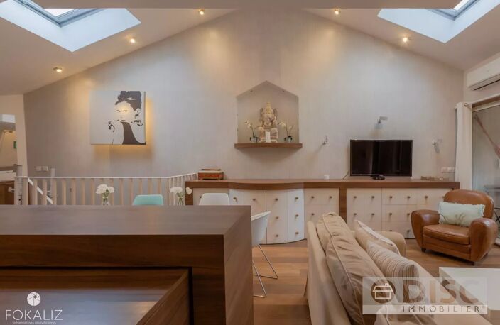 Magnifique appartement de standing au coeur de la cité médiévale. — photo 3