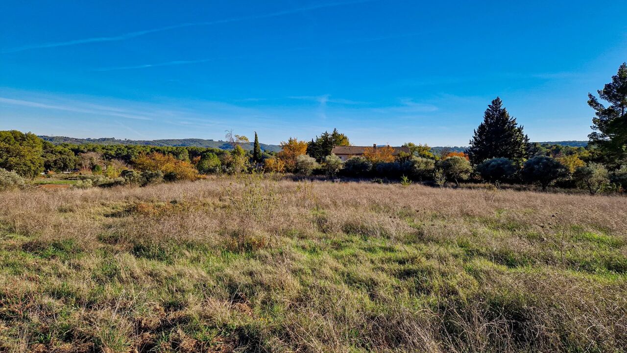 terrain  pièces 600 m2 à vendre à Lorgues (83510)