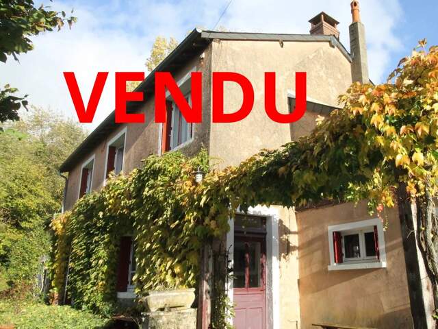 Maison spacieuse au Morvan à vendre avec des vues superbes — photo du bien