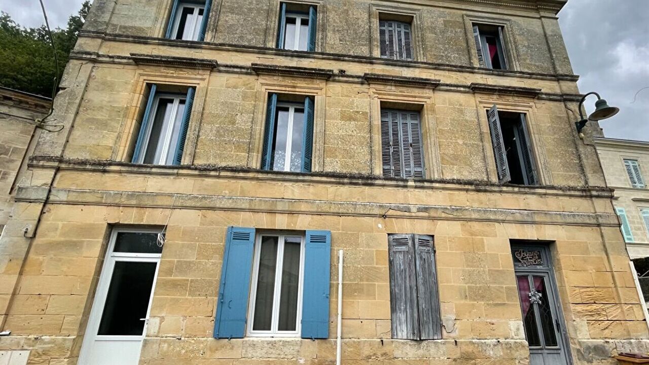 maison 9 pièces 180 m2 à vendre à Bourg (33710)