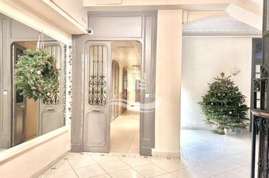 Appartement 3 pièces 2600 €