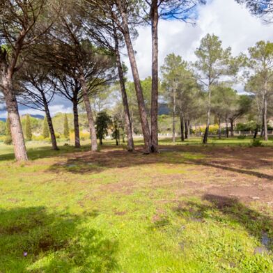 Terrain  495000 €