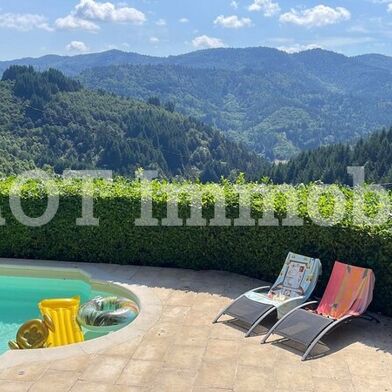 Maison 8 pièces 299000 €