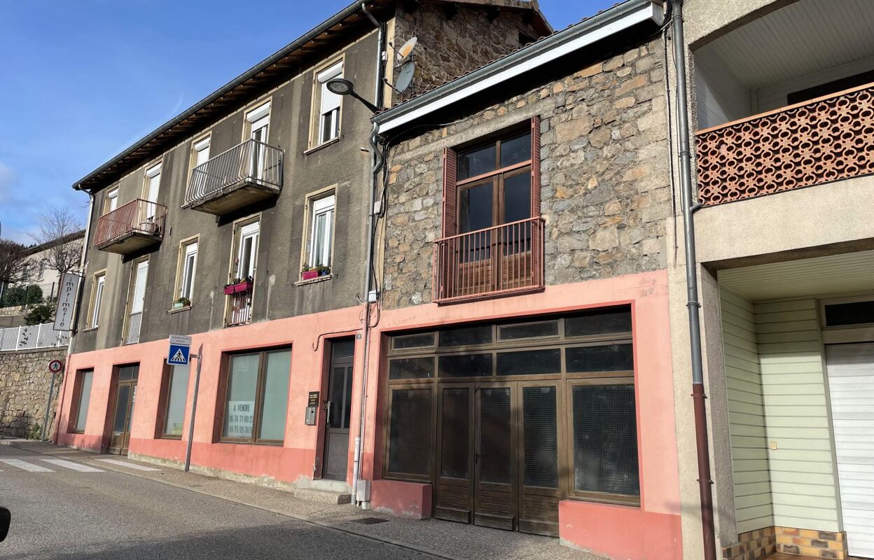 immeuble  pièces 530 m2 à vendre à Le Cheylard (07160)