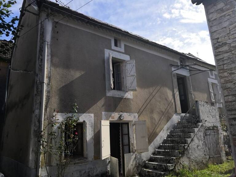 Maison en pierre de 5 pièces principales — photo 1