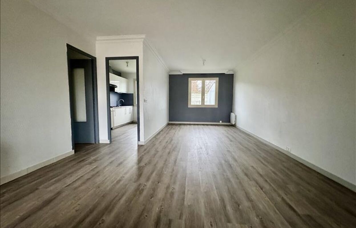 maison 4 pièces 104 m2 à vendre à Étrechet (36120)