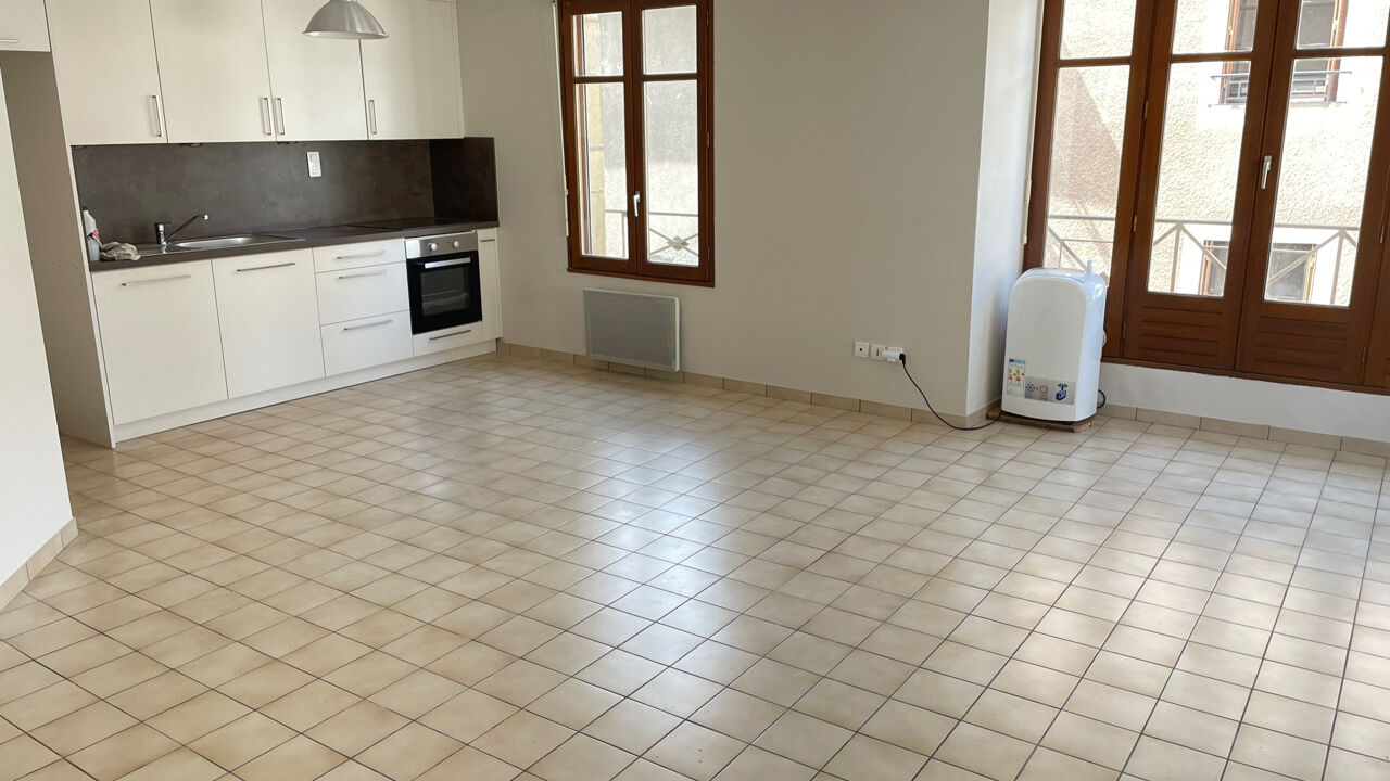 appartement 3 pièces 60 m2 à louer à Espalion (12500)