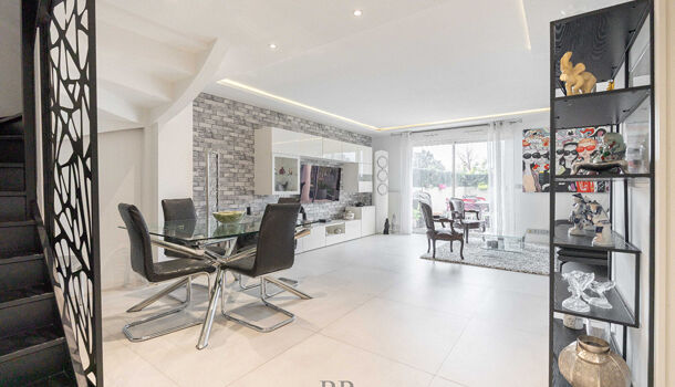 Villa / Maison 6 pièces  à vendre Marseille 4eme 13004