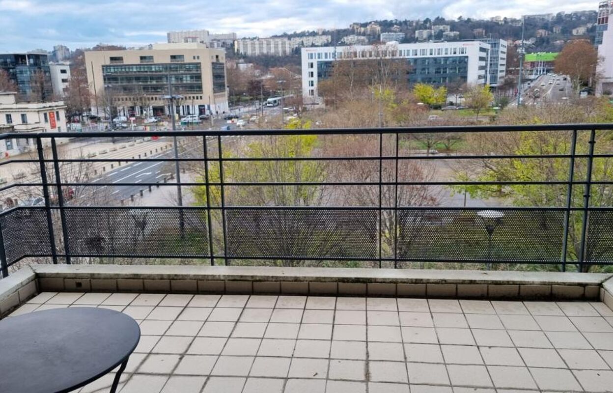 appartement 3 pièces 59 m2 à louer à Lyon 7 (69007)