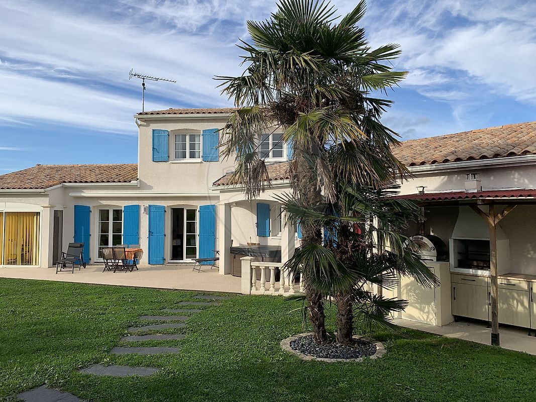 Villa / Maison 7 pièces  à vendre Saint-Sulpice-de-Royan 17200