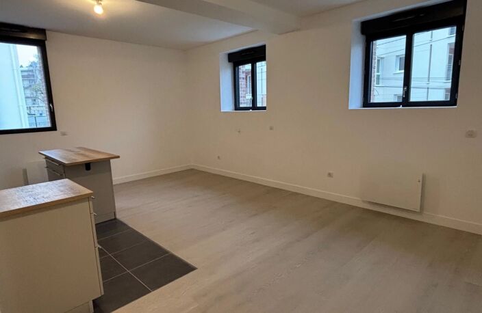 A LOUER - Appartement neuf 2 pièces proche Gare de CHARTRES — photo 4