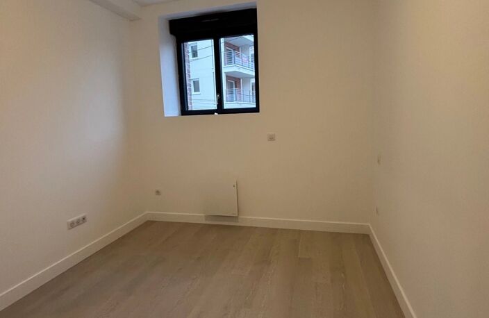 A LOUER - Appartement neuf 2 pièces proche Gare de CHARTRES — photo 5
