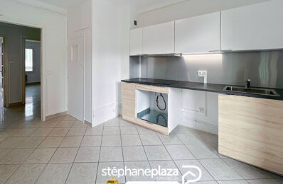 location appartement 820 € CC /mois à proximité de Marseille 3 (13003)