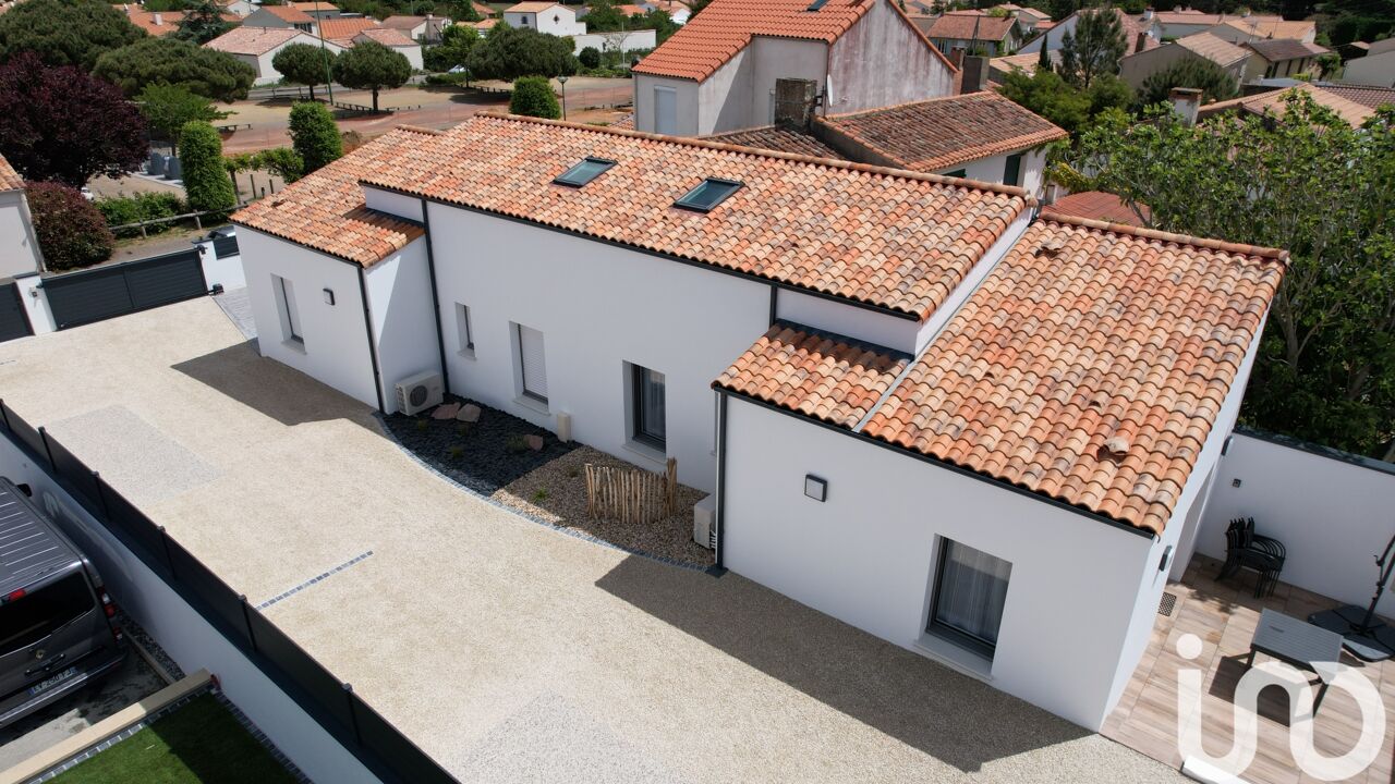 maison 12 pièces 217 m2 à vendre à Jard-sur-Mer (85520)