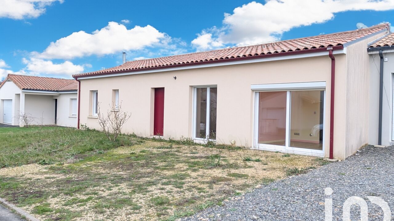 maison 5 pièces 92 m2 à vendre à Chapelle-Viviers (86300)