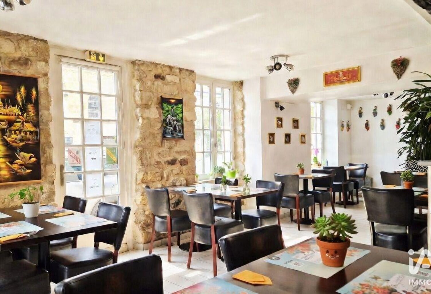 Vente Restaurant 61 m&sup2; — photo 1