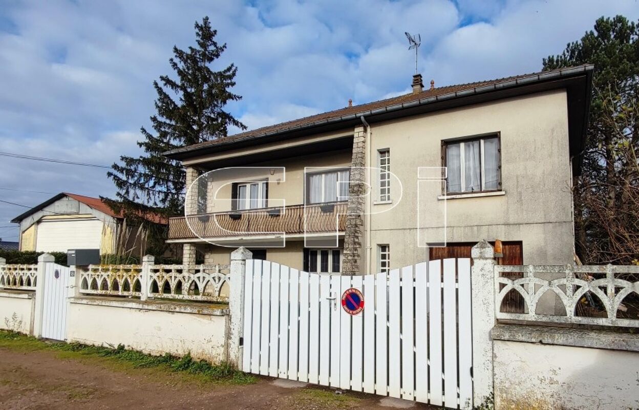 maison 7 pièces 146 m2 à vendre à Loudun (86200)