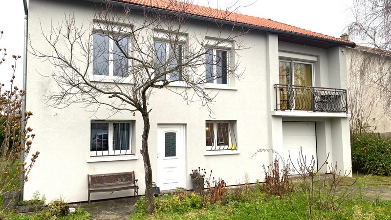 maison 5 pièces 92 m2 à vendre à Maringues (63350)