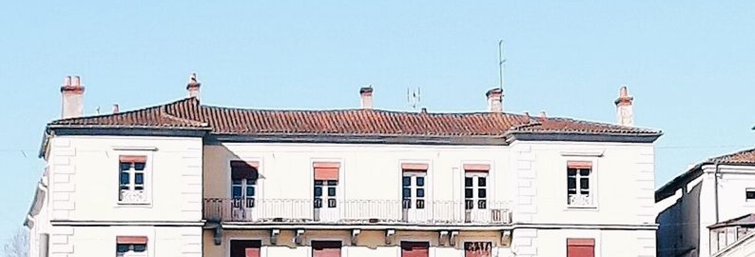 Bureau  323 m² à vendre à Mont-de-Marsan (40000)