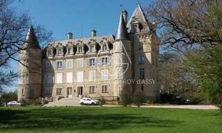 Maison 72 Pièces 4200 m² à vendre à Bourges (18000)