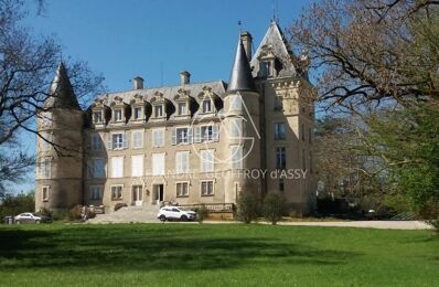 vente maison 5 900 000 € à proximité de Moulins-sur-Yèvre (18390)