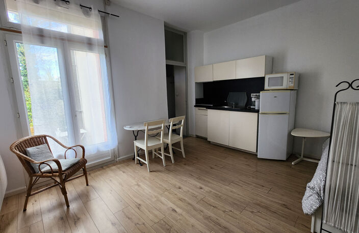 Location appartement 1 pièce 25 m² à Toulouse (31300) — photo 2
